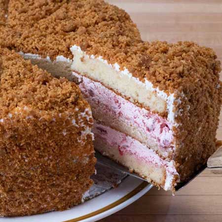 Strawberry Crunch Cake & Slice